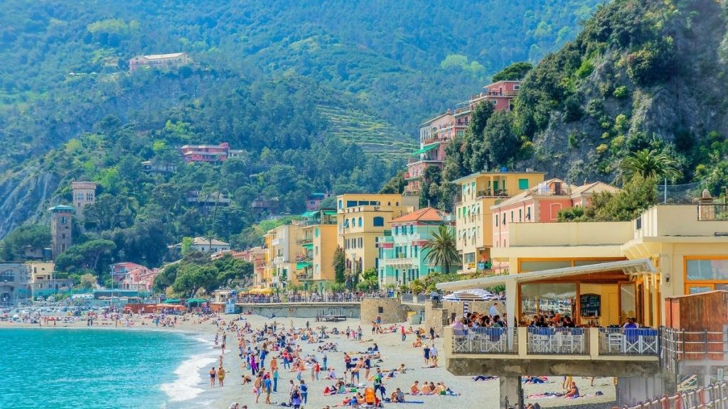 Amalfi Coast Most Romantic Honeymoon Destinations In Italy