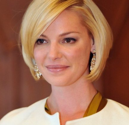 5 Best Celebrity Short Hairstyles & Haircuts To Make You Try