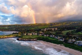 An Unforgettable Day: The Beauty of One’loa Beach in Hawaii